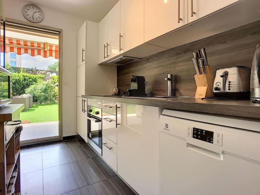 Rabiac - Charming 1 Bedroom With Private Garden Antibes Exterior foto